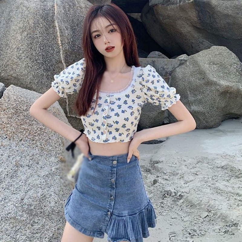 Áo Croptop Tay Ngắn Hoạ Tiết Hoa Cho Phái Nữ