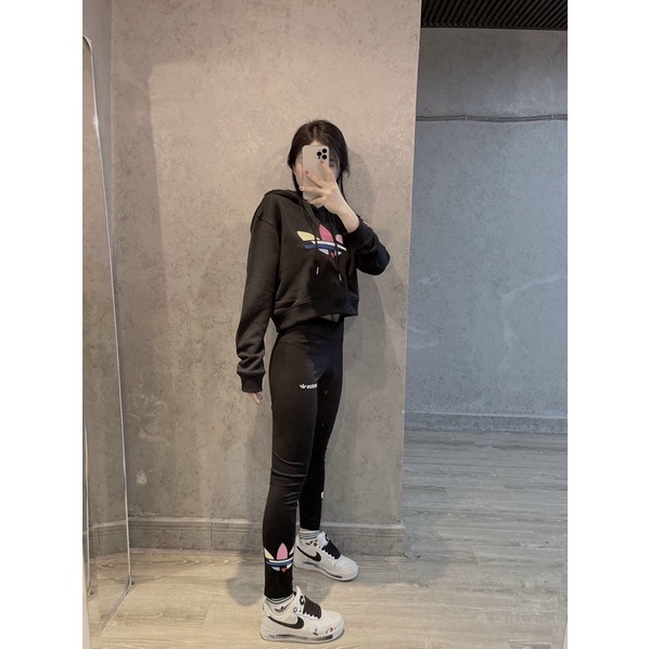 Áo nỉ Adids, Hoodi Adidas Originals adicolor cropped hoodie in black