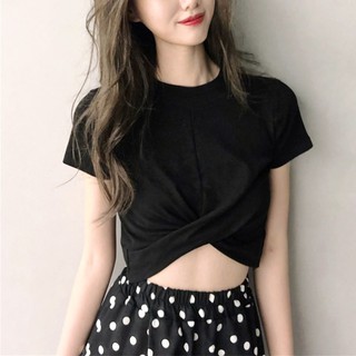 Áo croptop xoắn eo gợi cảm trắng đen vải mềm mịn - Via PLW031220