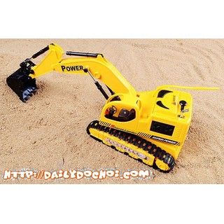 CT6 máy xúc chạy bằng bánh xe tăng đẹp mắt