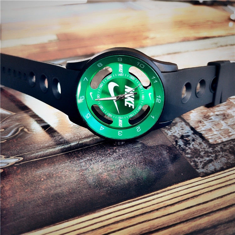 Đồng Hồ Thể Thao Nike Silicon Cho Nam Và Nữ