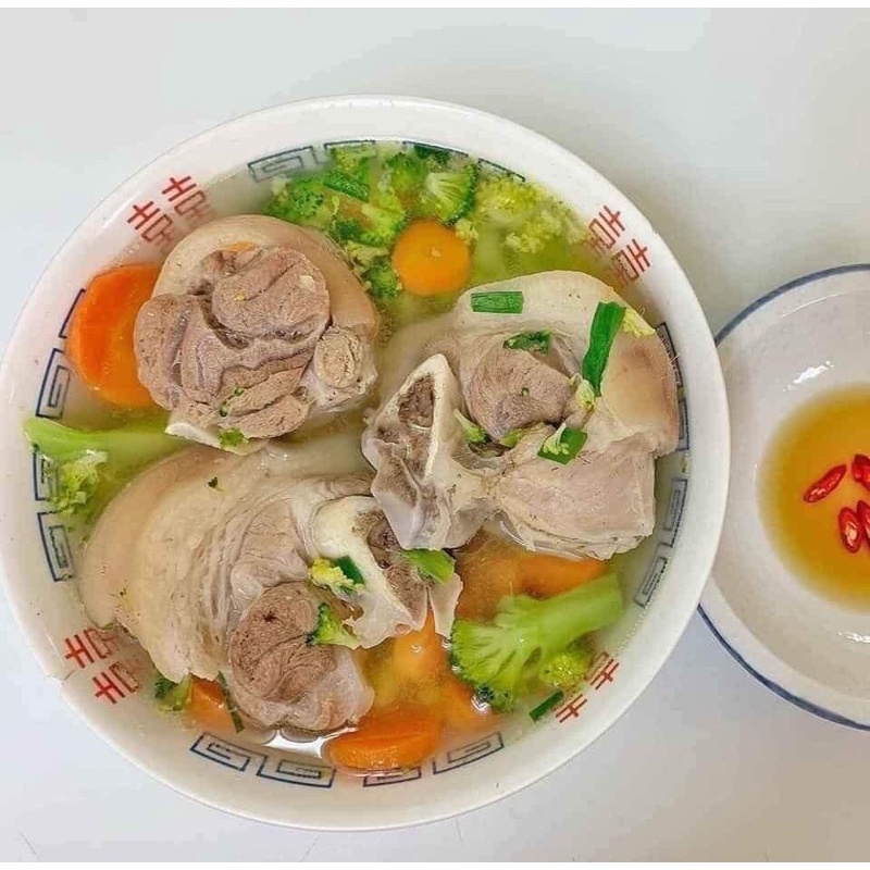 Bắp giò heo cắt khoanh