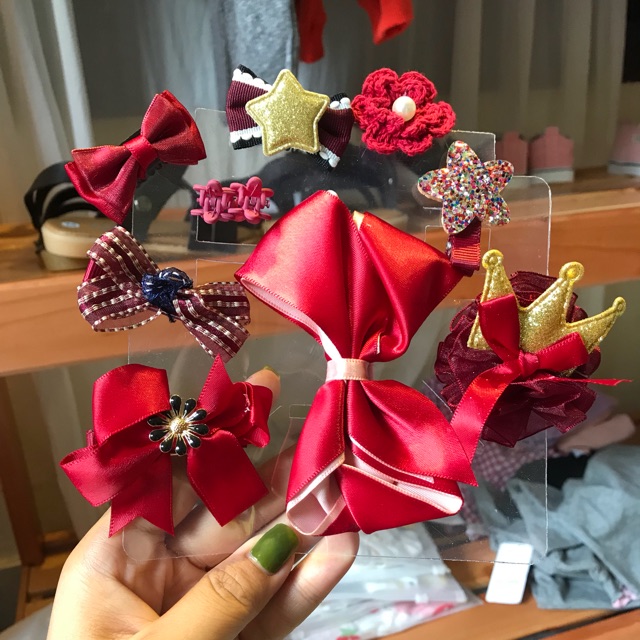 Kim dungset cẶp phụ kiện trang trí cho bé. Thiết kế lạ mắt , đẹp tự nhiên dễ dùng. Ai quan tâm ib hoặc liên hệ cho mình.