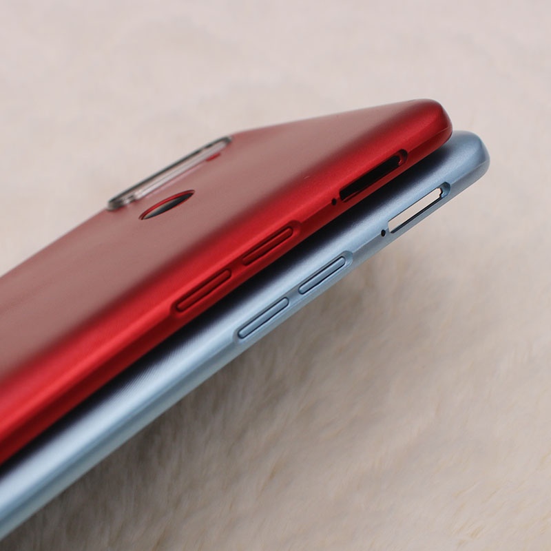 nắp lưng OPPO Realme C3 cộng với ống kính Zin