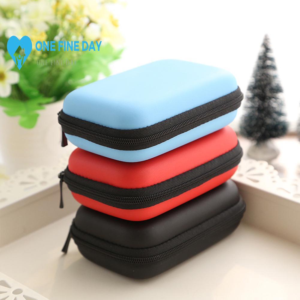 Túi Đựng Tai Nghe / Cáp Sạc Hình Vuông Bằng Silicon Kéo Tiện Có Khóa Dụng Ốp W5Z0
