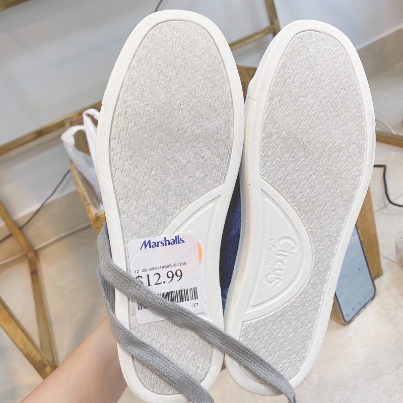 Giày cho bé gái Mỹ size 5