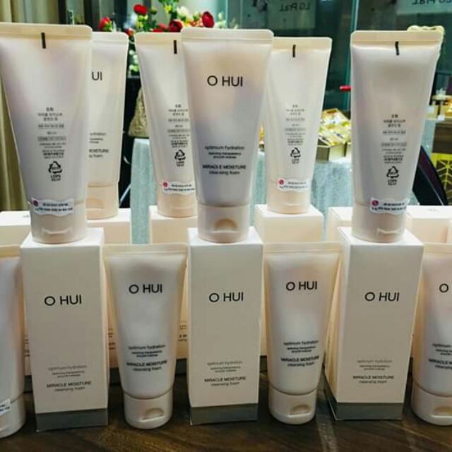 Sữa rửa mặt Ohui Miracle