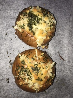 Bánh mì bơ tỏi phomai