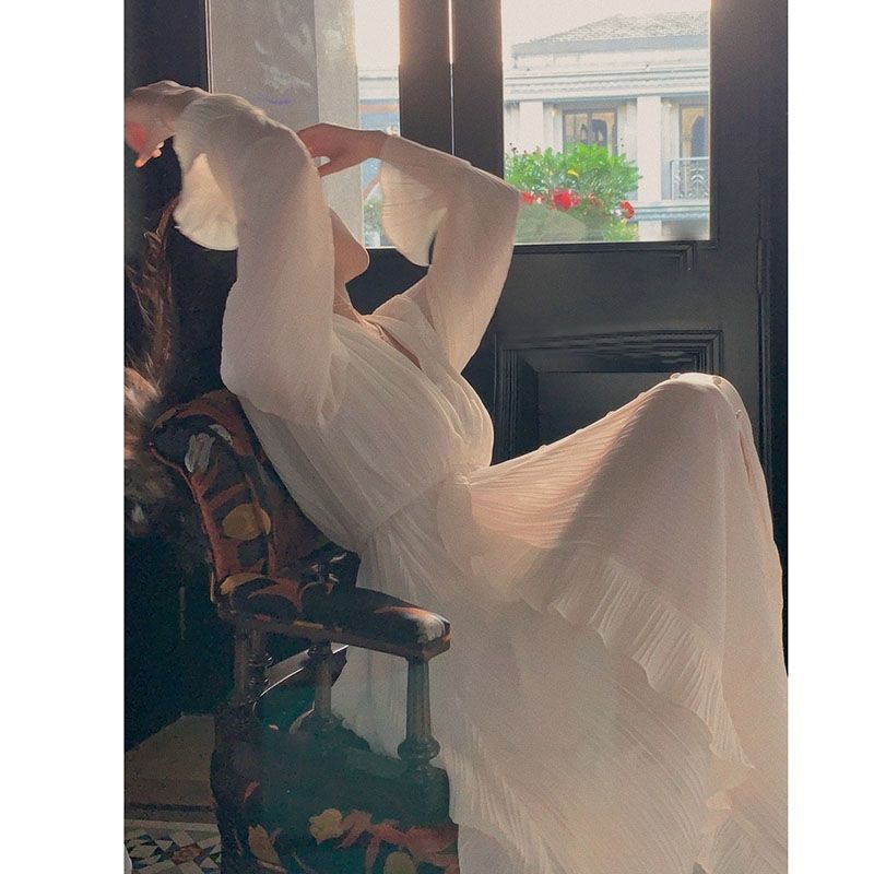 Đầm Nữ Màu Trắng Cà Phê Phong Cách Thời Trang Pháp Trẻ Trung Xinh Xắn