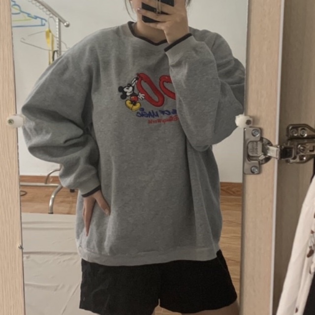 ÁO SWEATER 2hand DISNEY SIZE XL