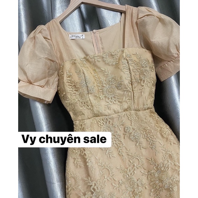 Đầm ren tay bồng