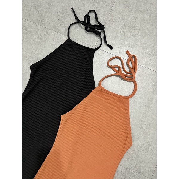 Đầm dáng dài xẻ bên