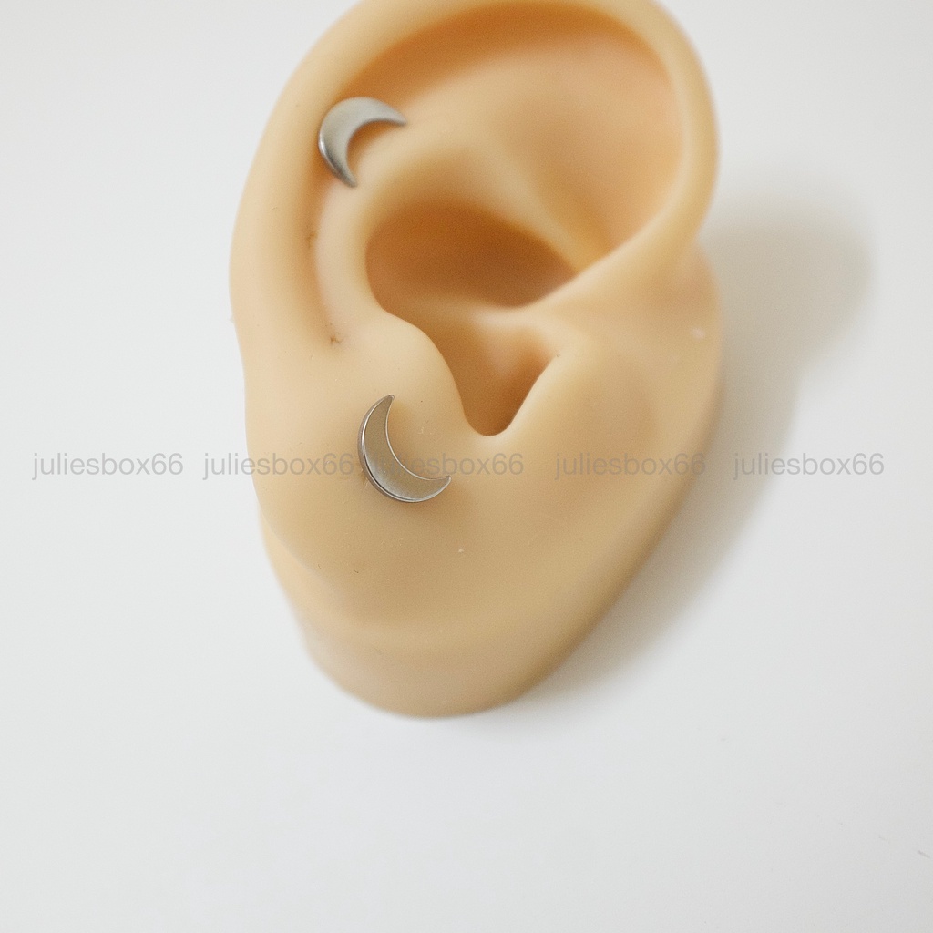 Khuyên Tai Nam Nữ Màu Bạc Mặt Trăng Đeo Trái Tai Đuôi Bi Unisex Titan Thép Y Tế Bông Tai Nữ Julies Box