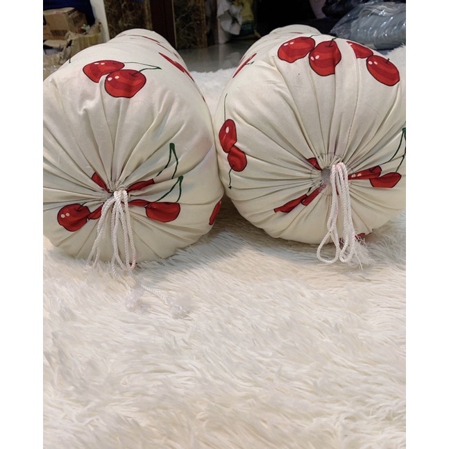 Ruột gối ôm bông sơ trắng tinh khiết mẫu cherry đỏ xinh xắn