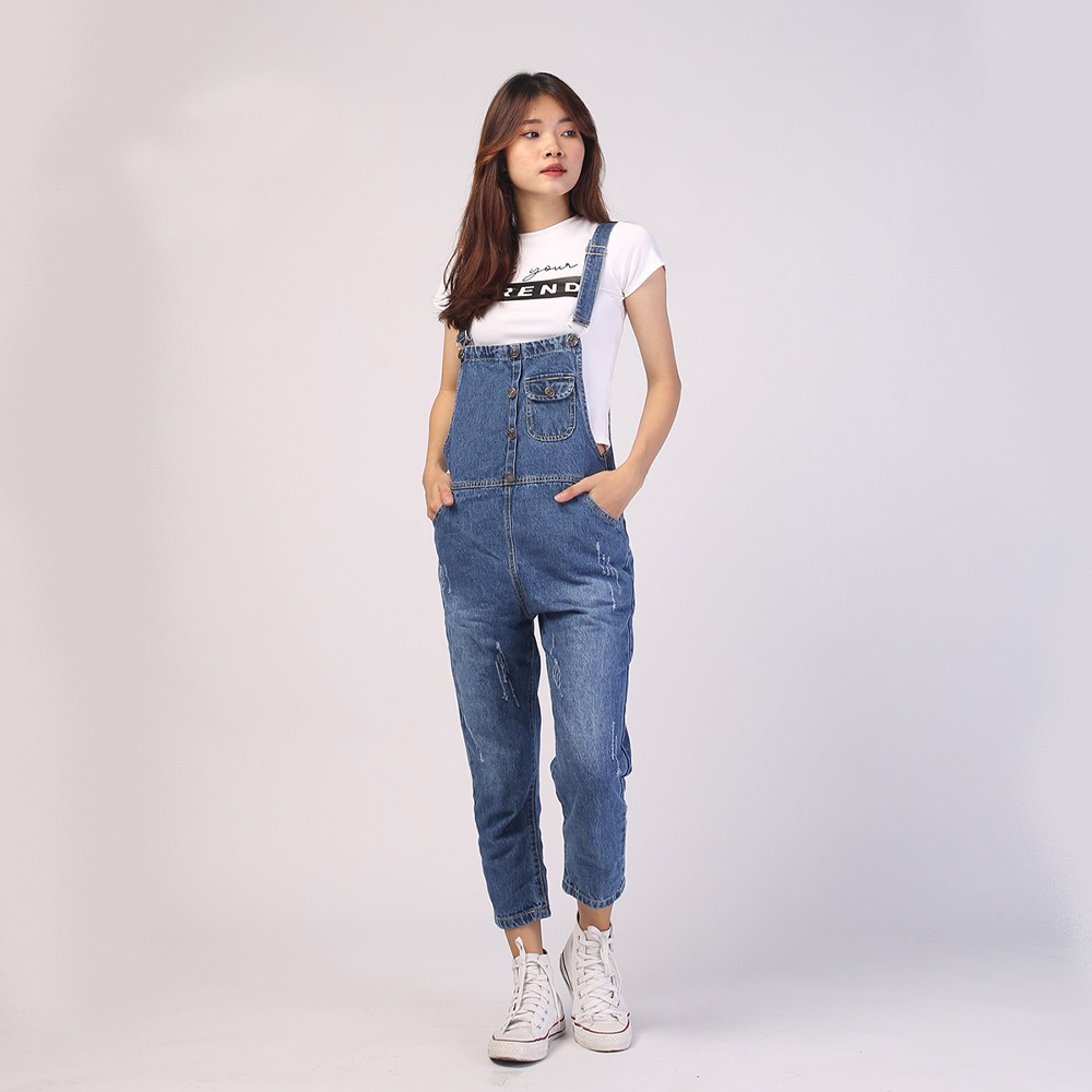 Yếm jean dài Nữ phối nút gài, túi nắp nổi bật, wash xước nhẹ cá tính PC Hàn quốc ulzzang - Hot trend 2021