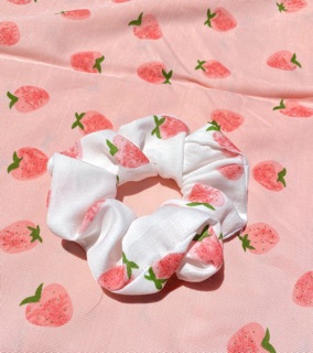 Cột tóc Scrunchies mẫu trái đào