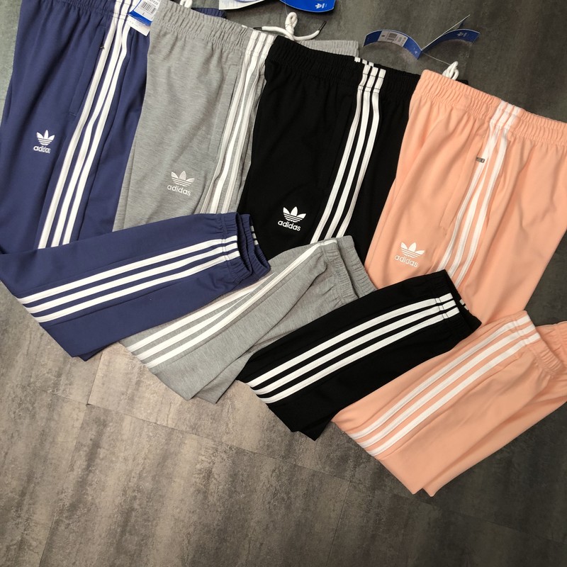 Quần Jogger Adidas 3 Sọc Thời Trang Năng Động Cho Nam Nữ