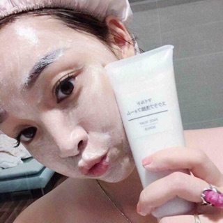 Sữa rửa mặt tẩy da chết MuJI