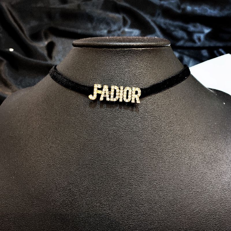 CHOCKER JADIOR ĐÍNH ĐÁ