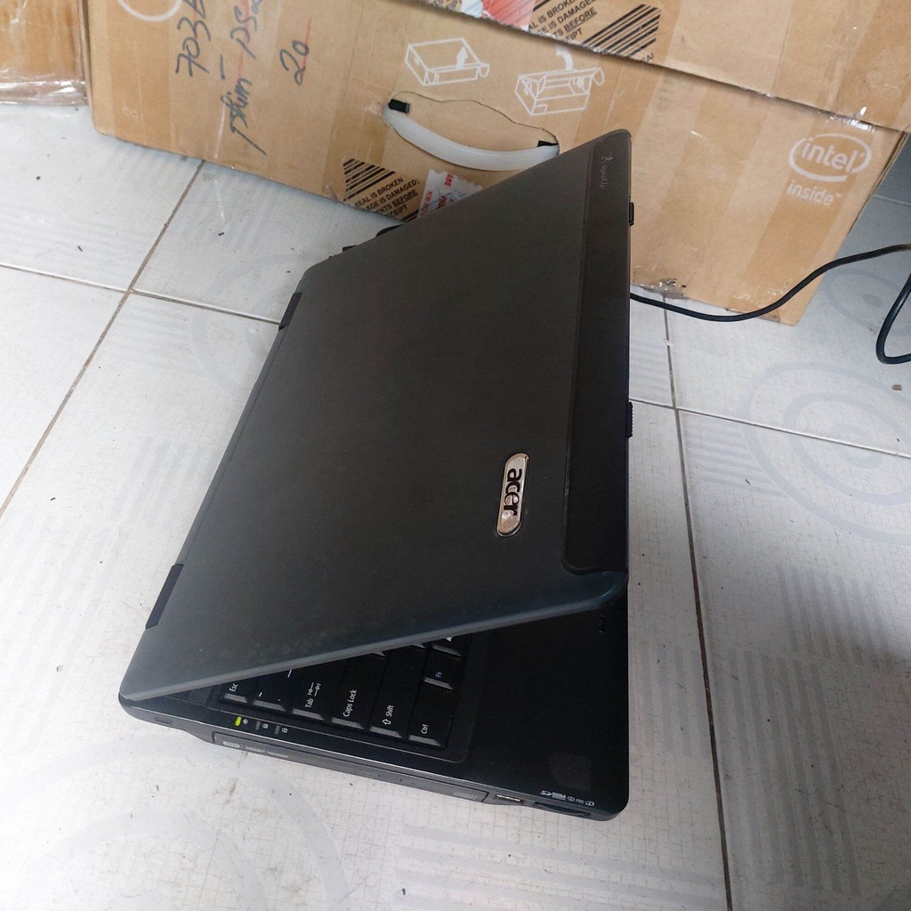 Laptop xách tay online ram 4gb đầy đủ phần mềm cơ bản (máy đã sử dụng)