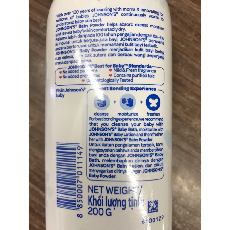 1 chai phấn Johnson’s baby 200g màu trắng