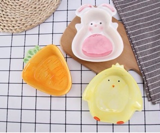 Chén, bát ăn dặm cho bé hình cà rốt