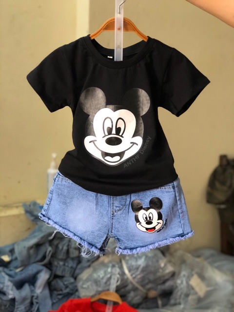 Set bộ quần áo cotton quần bò mickey cho bé gái