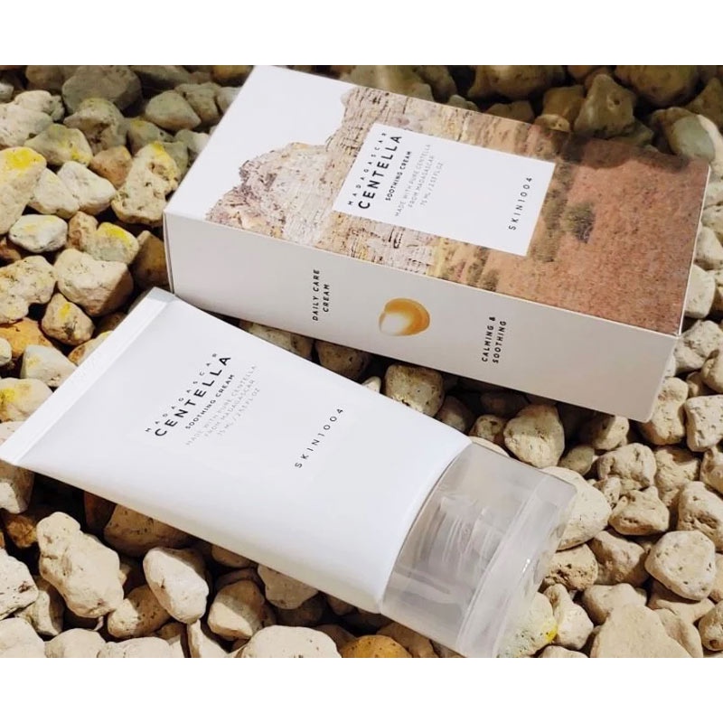 Bộ 2 Sản Phẩm Dưỡng Da Giảm Mụn, Phục Hồi Da Skin1004 Madagascar Centella (Toner + Kem Soothing)