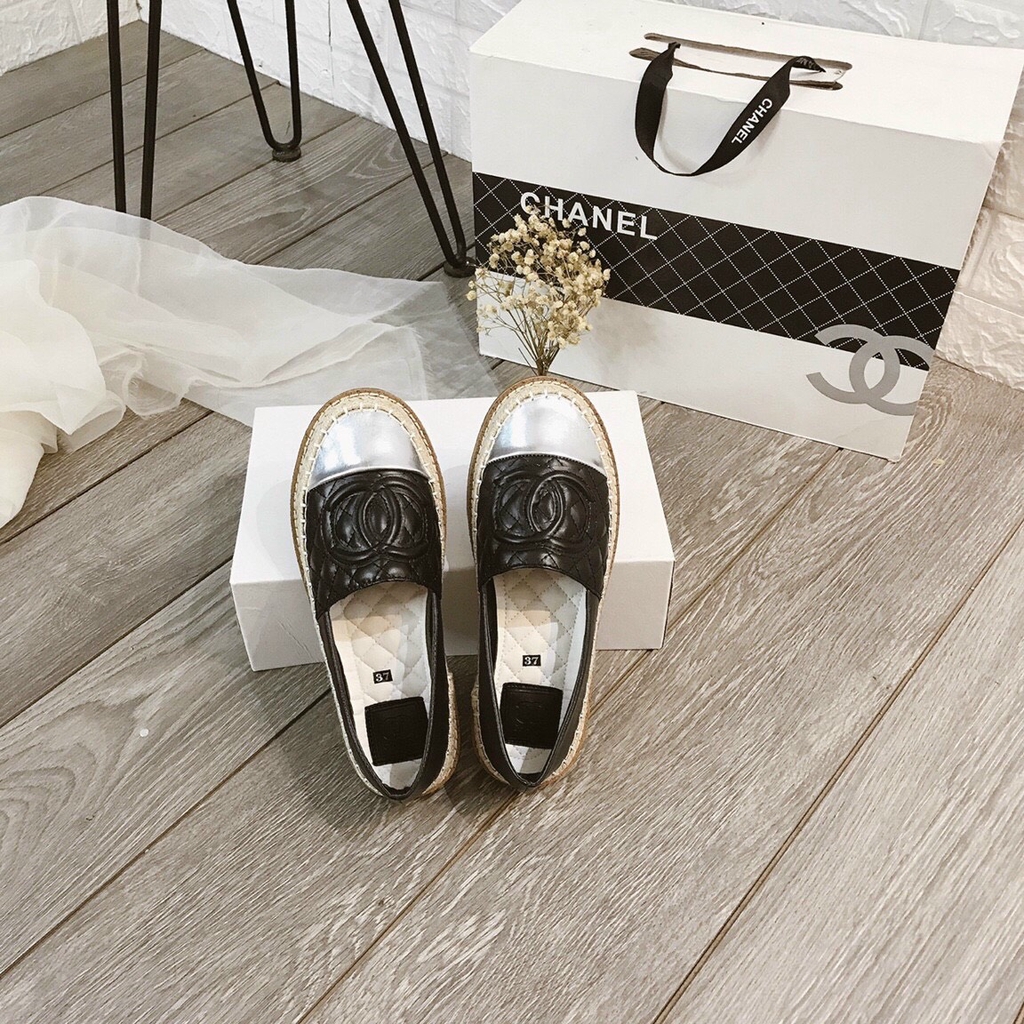 Giày lười da bóng phối hai mầu đế cói êm chân FREESHIP | BigBuy360 - bigbuy360.vn