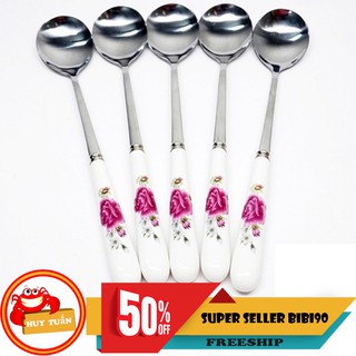 Muỗng nĩa cán sứ