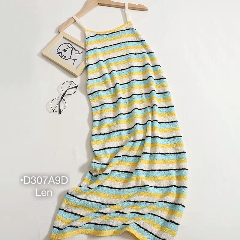 Đầm len dệt kim sọc zara siêu hot theo phong cách năng động