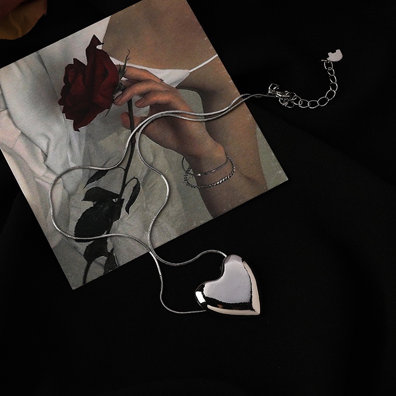 Vòng cổ Mặt Trái Tim Lớn Phong Cách hip hop Sang Trọng