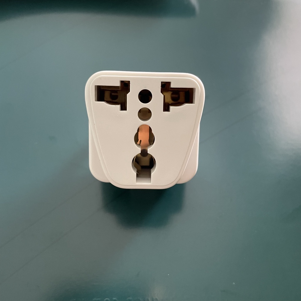 Phích cắm chuyển 2 chân ra 3 chân