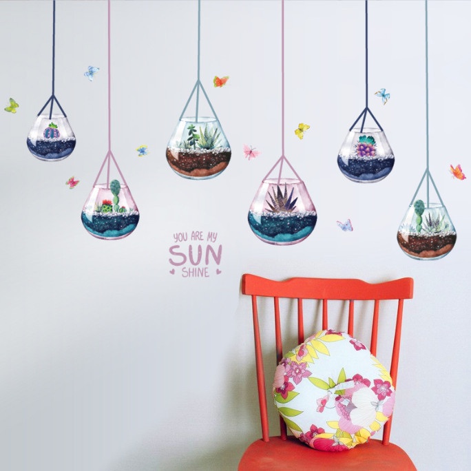 Decal trang trí tường - Những chiếc chậu cây thủy tinh nhỏ