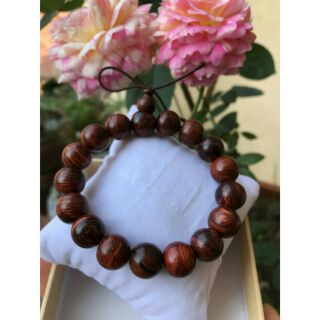 Vòng tay gỗ Sưa Đỏ 12mm (không hồ lô)