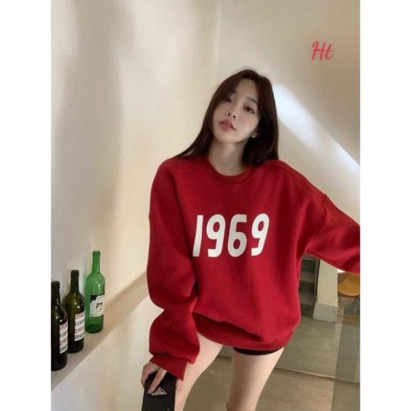 Áo nỉ dài tay cổ tròn màu đỏ 1969 Ht