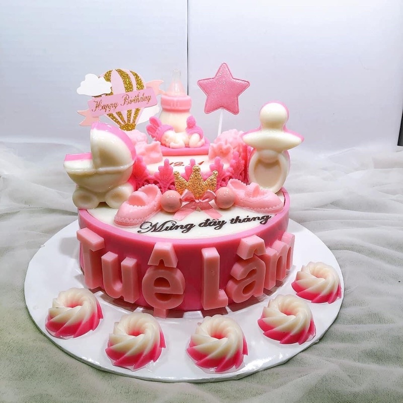 Khuôn Silicone Chủ Đề Em Bé Quần Áo Giày Dép Bình Bú Vớ