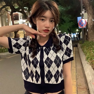 Áo croptop len cổ polo