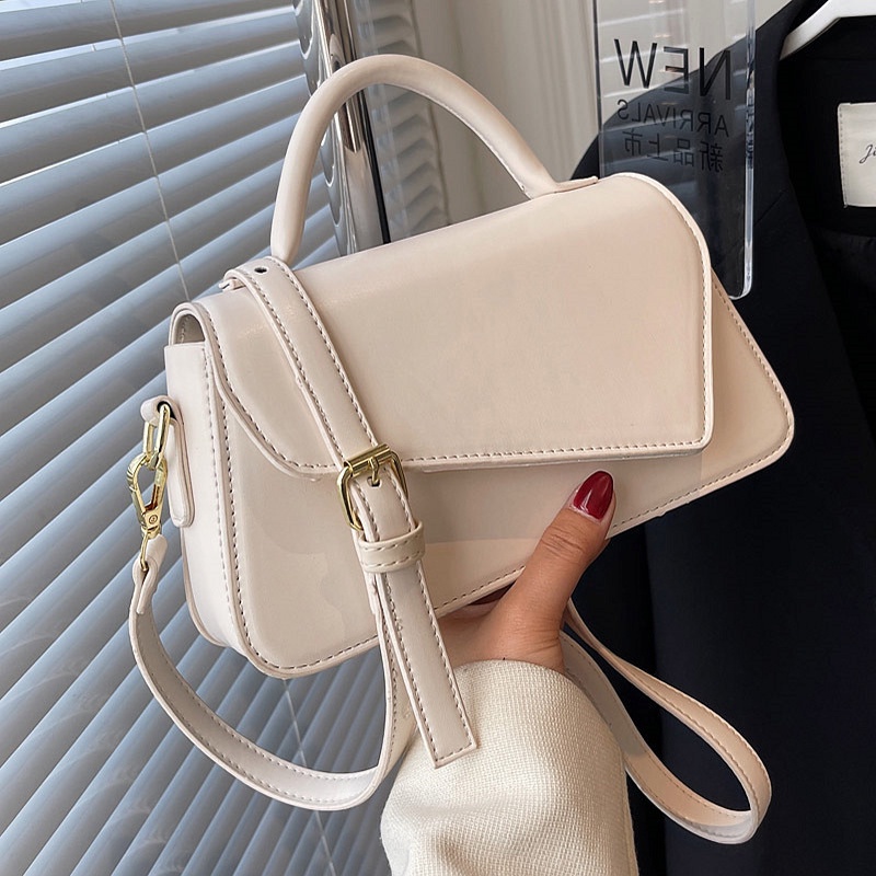 Túi xách IELGY màu sắc cổ điển dễ phối đồ dành cho nữ