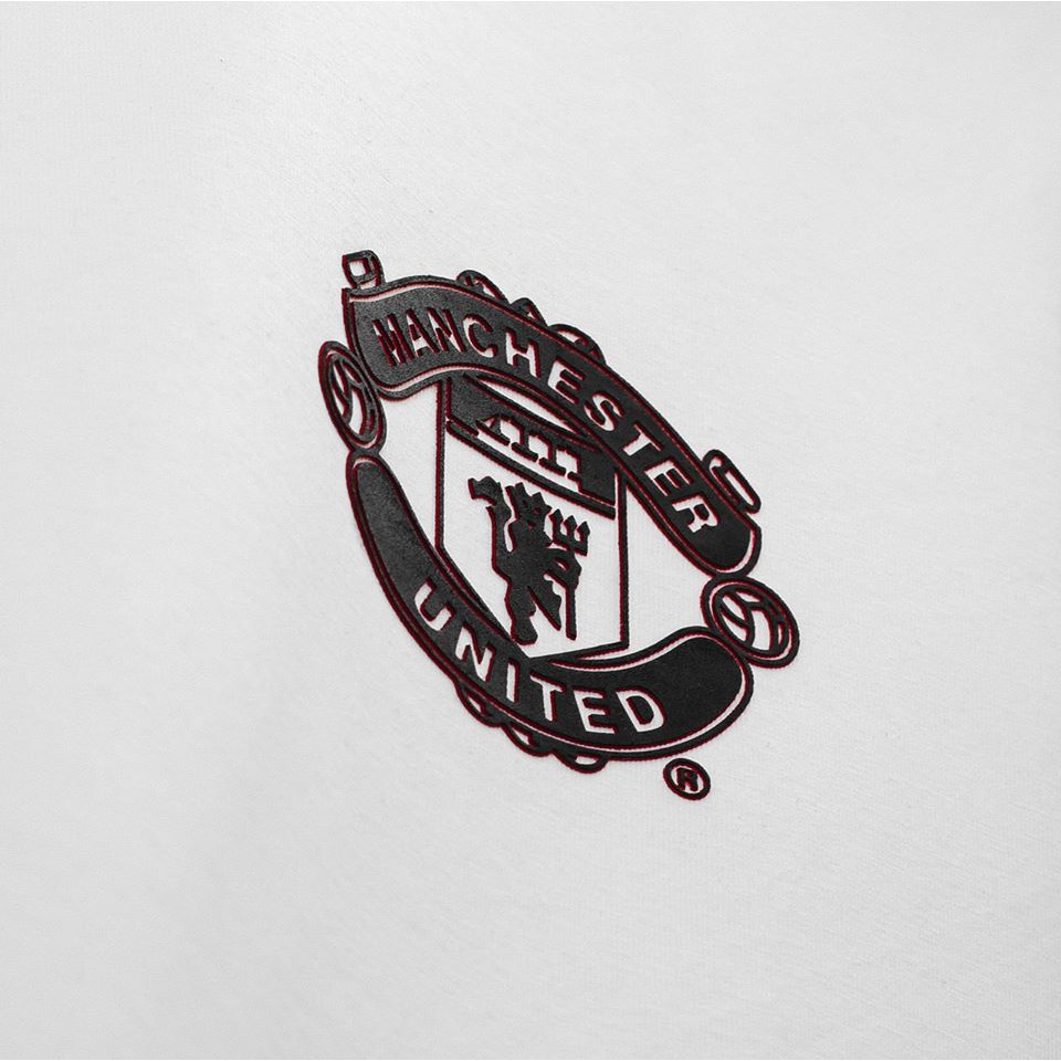 Áo Phông Nam Ba Màu Hình Thể Thao