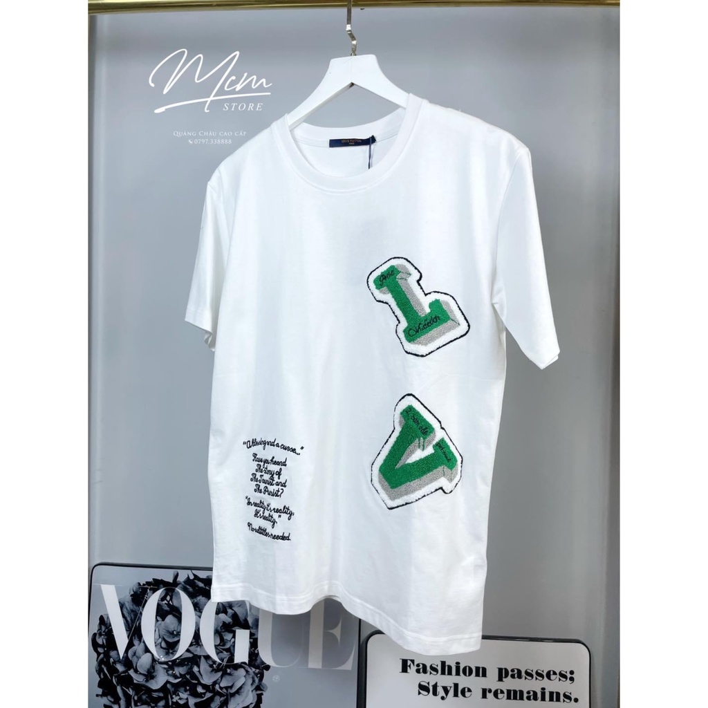 Áo phông Lv cổ tròn logo thêu hàng sẵn
