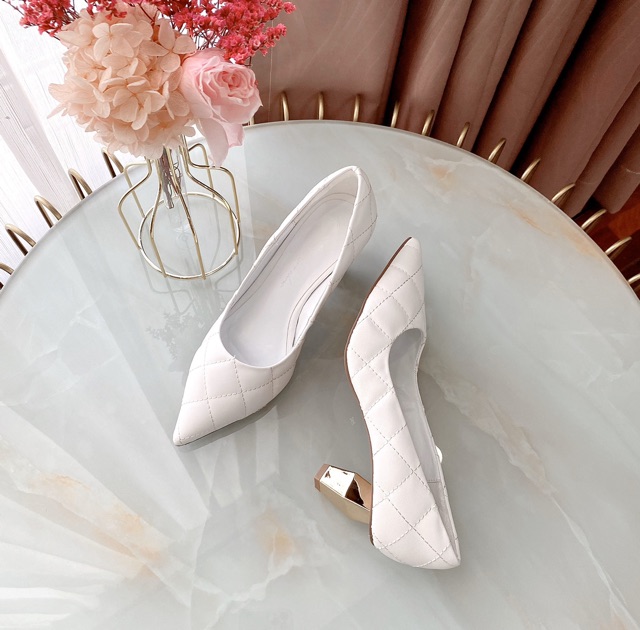 Giày Cao Gót Bít Mũi Chần Chỉ Thời Trang Gót Kiểu Vàng Cao 7Cm
