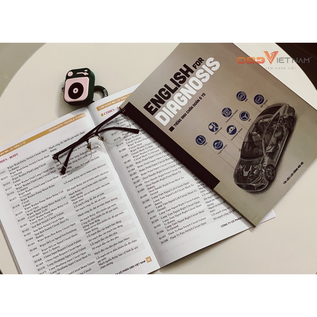 Bộ sách Tiếng Anh Chẩn Đoán & Cẩm Nang Mã Lỗi Ô Tô Và Bộ Sách Tiếng Anh Chuyên Ngành Ô Tô