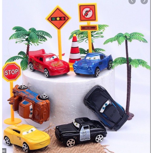 Set 6 phụ kiện trang trí bánh kem hình xe McQueen