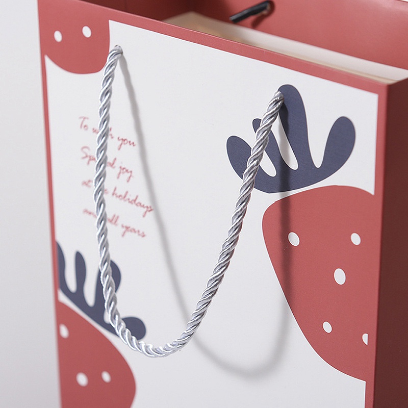 Túi Giấy Đựng Quà In Họa Tiết Dâu Tây Hoạt Hình Sáng Tạo