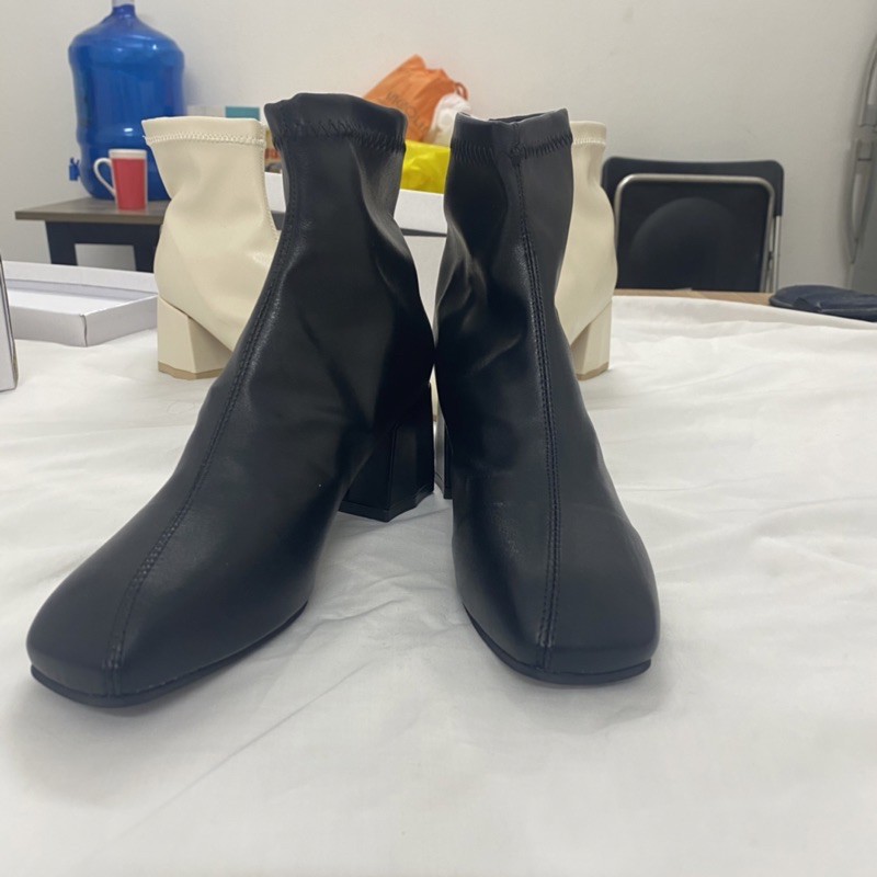 Giày Bốt Mũi Vuông, Cao Gót, Cổ Lửng Siêu Sang Chảnh G33 | BigBuy360 - bigbuy360.vn