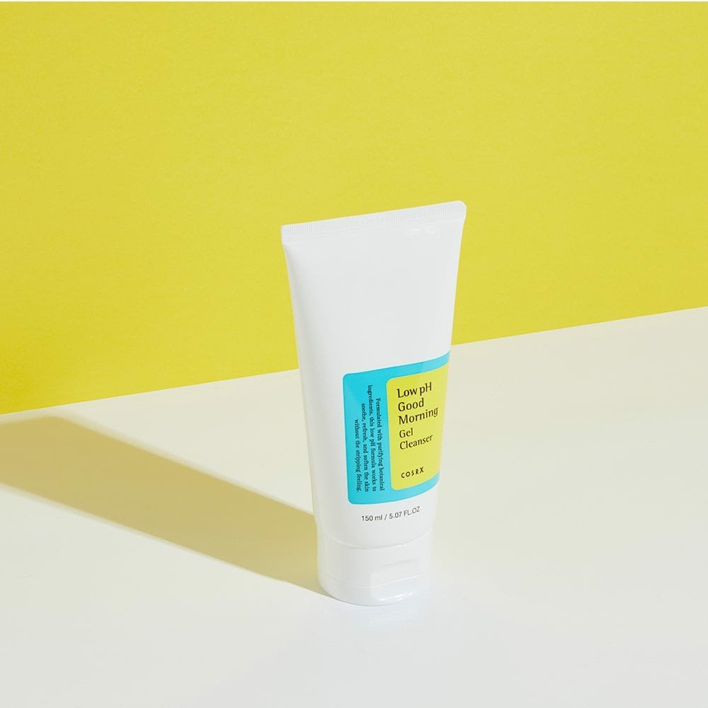 Sữa rửa mặt Cosrx Low PH Good Morning Gel Cleanser Dạng Gel Chiết Từ Dầu Cây Trà