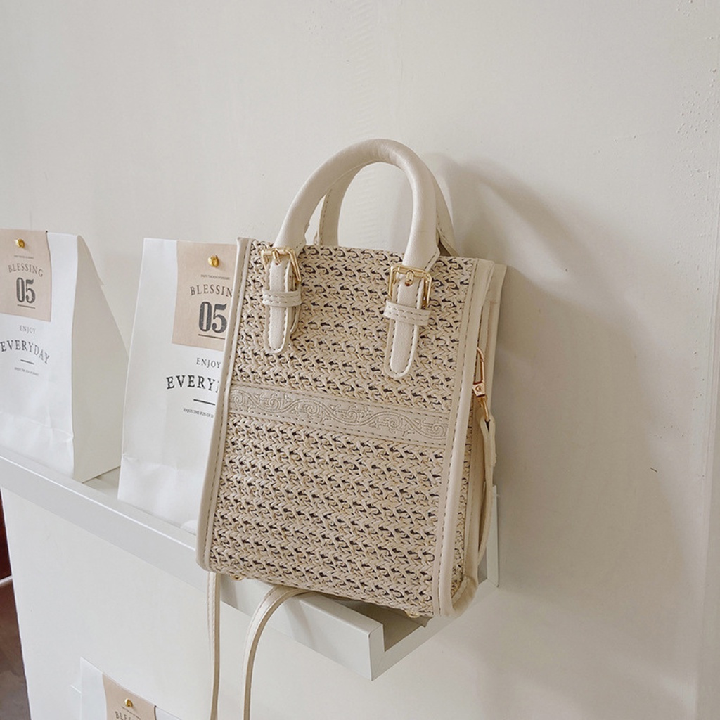 Túi cói viền da hình chữ nhật phong cách Hàn Quốc mới nhất 2022 La.orie - La013