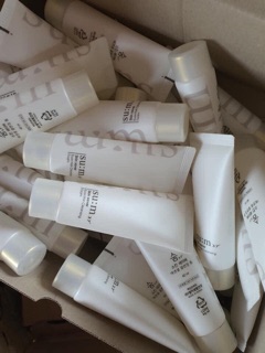 Sữa rửa mặt Su:m37 dưỡng trắng da 40ml