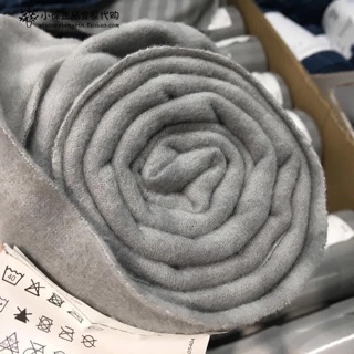 Chăn ikea.